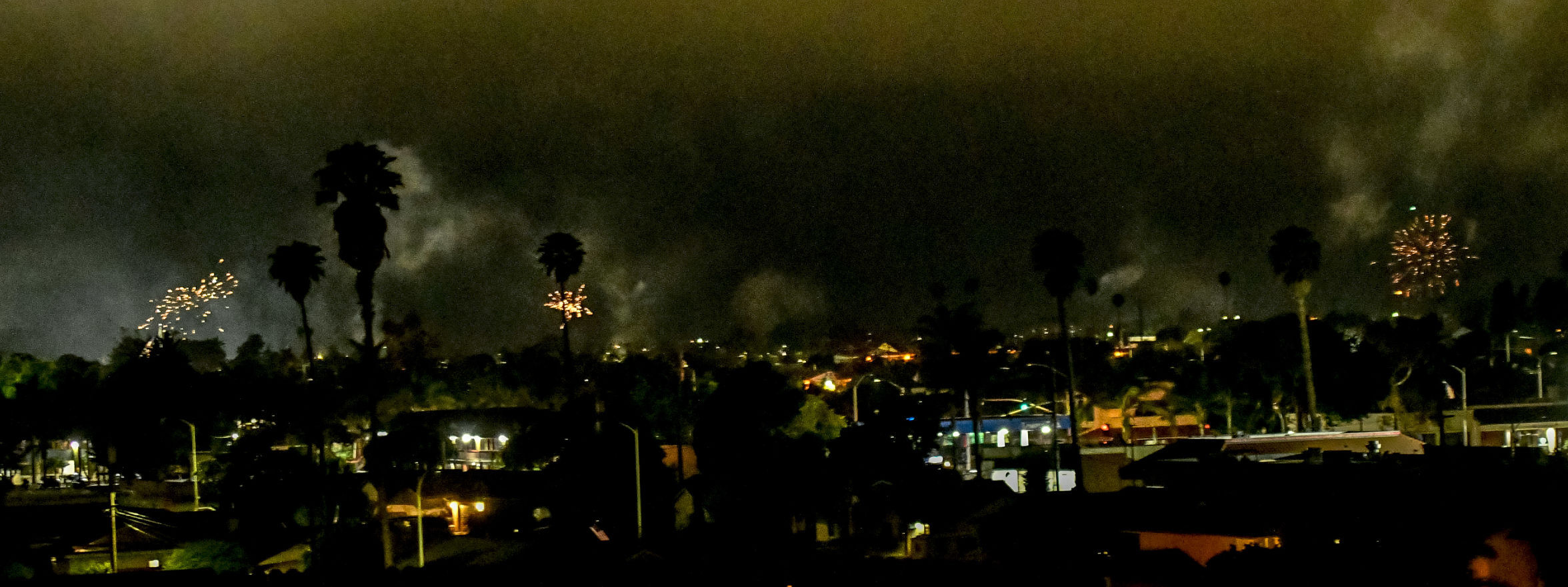 070421 Lompoc fireworks 21.JPG